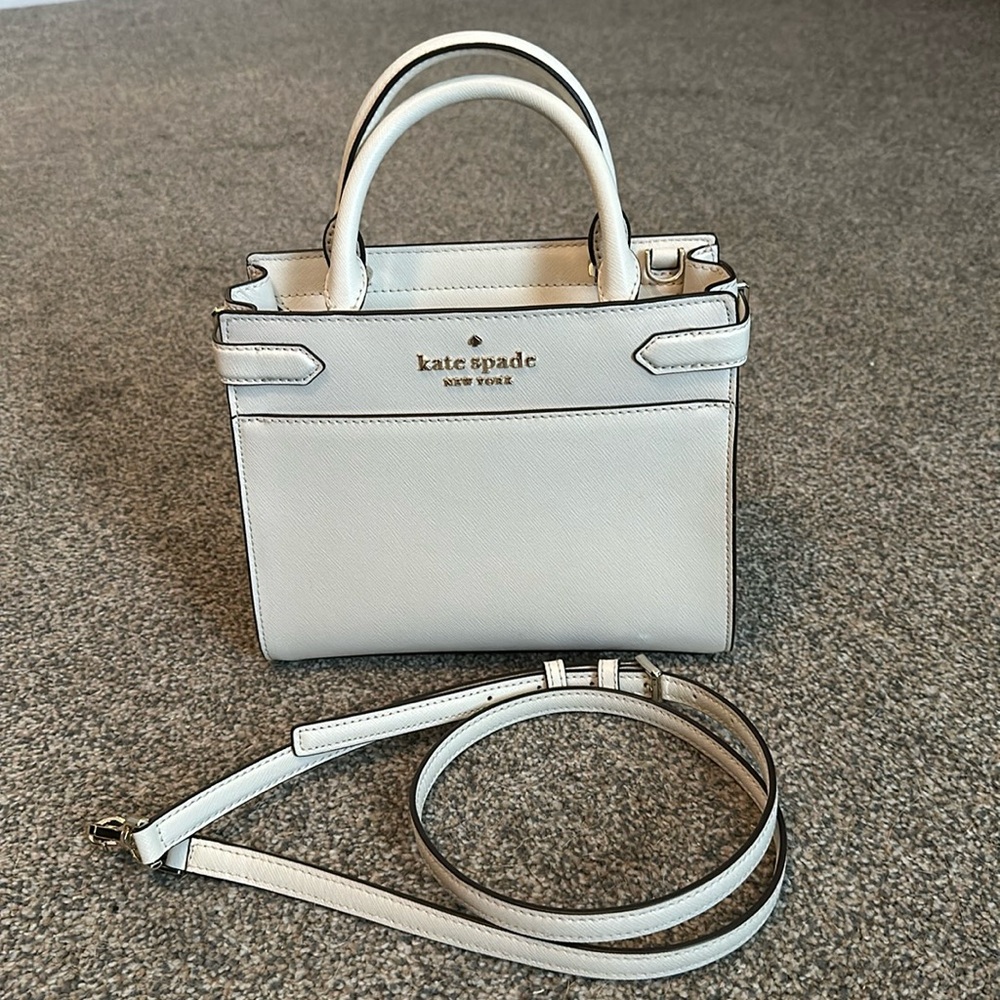 Kate Spade New York
STACI SMALL SATCHEL
